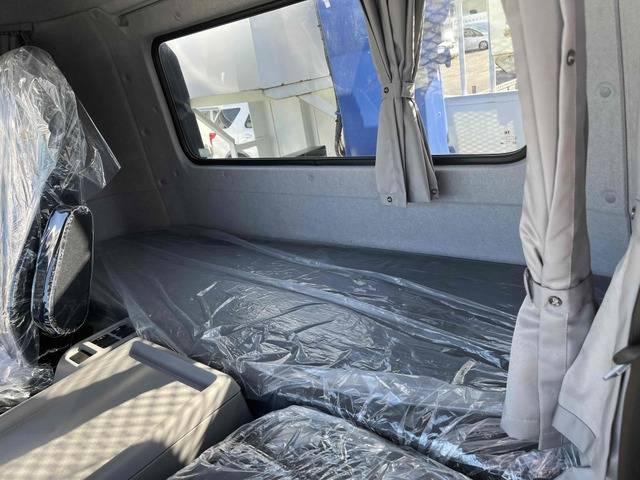 UDトラックスコンドルクレーン4段中型（4t）[写真17]