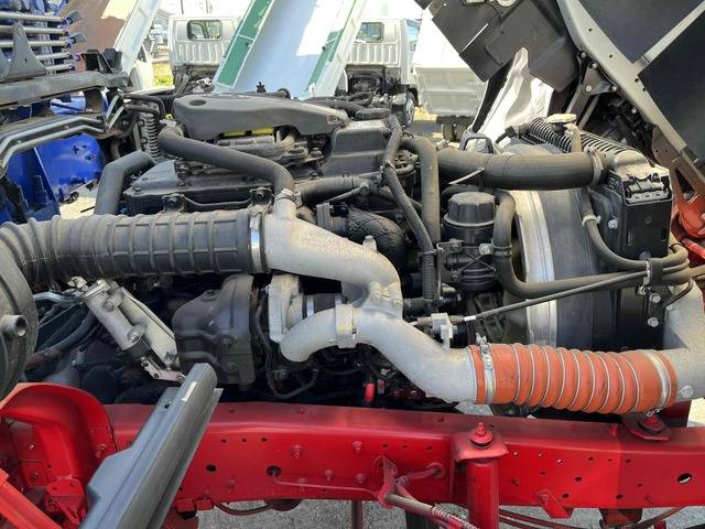 UDトラックスコンドルクレーン4段中型（4t）[写真18]