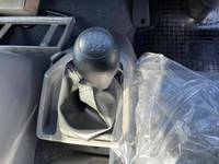 UDトラックスコンドルクレーン4段中型（4t）[写真30]