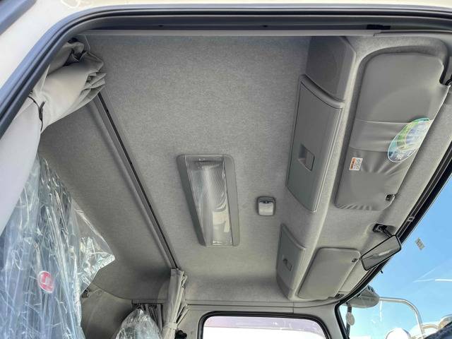 UDトラックスコンドルクレーン4段中型（4t）[写真32]