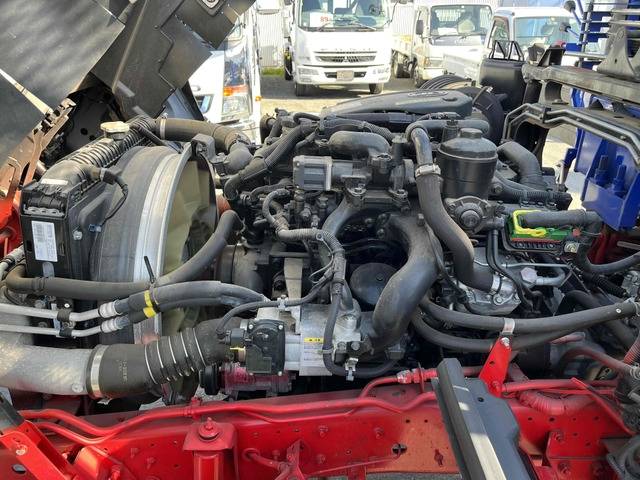 UDトラックスコンドルクレーン4段中型（4t）[写真33]