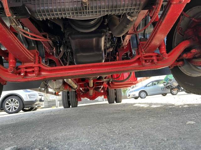 UDトラックスコンドルクレーン4段中型（4t）[写真34]