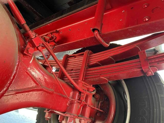 UDトラックスコンドルクレーン4段中型（4t）[写真38]