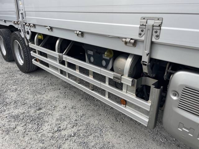 日野プロフィアアルミウイング大型（10t）[写真17]