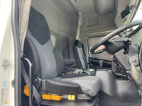 日野プロフィアアルミウイング大型（10t）[写真31]