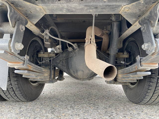 いすゞエルフ平ボディ小型（2t・3t）[写真20]