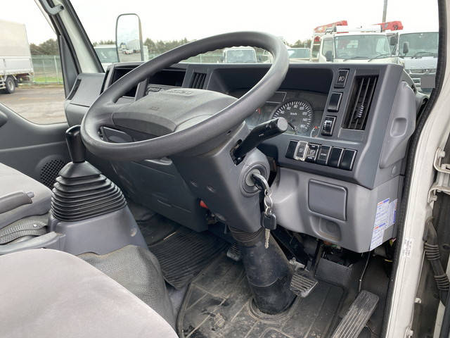 いすゞエルフ平ボディ小型（2t・3t）[写真28]