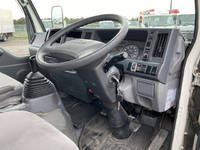 いすゞエルフ平ボディ小型（2t・3t）[写真28]