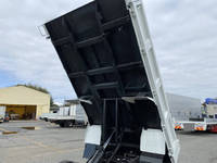 三菱ふそうキャンターダンプ小型（2t・3t）[写真18]