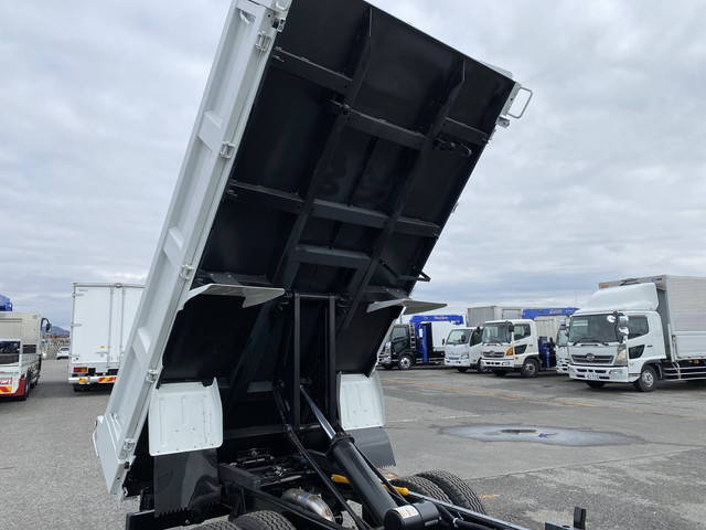 三菱ふそうキャンターダンプ小型（2t・3t）[写真19]