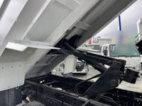 三菱ふそうファイター深ダンプ（土砂禁ダンプ）中型（4t）[写真17]