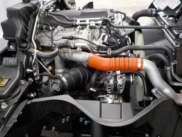 三菱ふそうキャンターアルミウイング小型（2t・3t）[写真23]