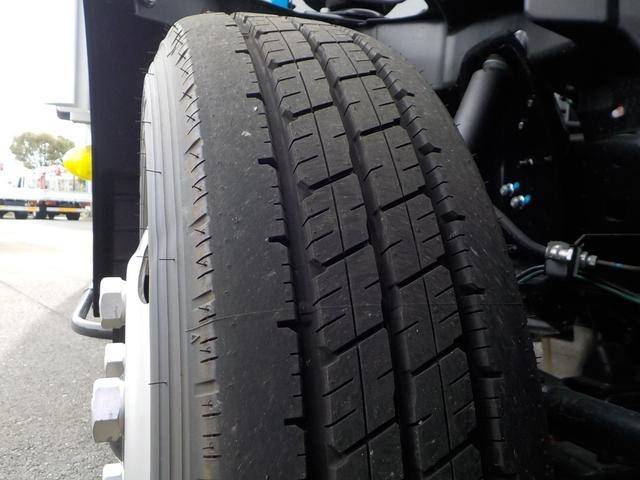 三菱ふそうキャンターアルミウイング小型（2t・3t）[写真24]