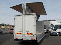 三菱ふそうキャンターアルミウイング小型（2t・3t）[写真02]