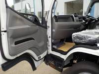 三菱ふそうキャンターアルミウイング小型（2t・3t）[写真36]