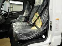 三菱ふそうキャンターアルミウイング小型（2t・3t）[写真37]