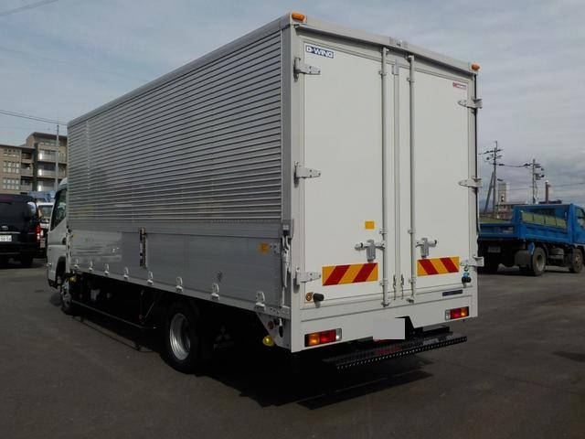 三菱ふそうキャンターアルミウイング小型（2t・3t）[写真04]