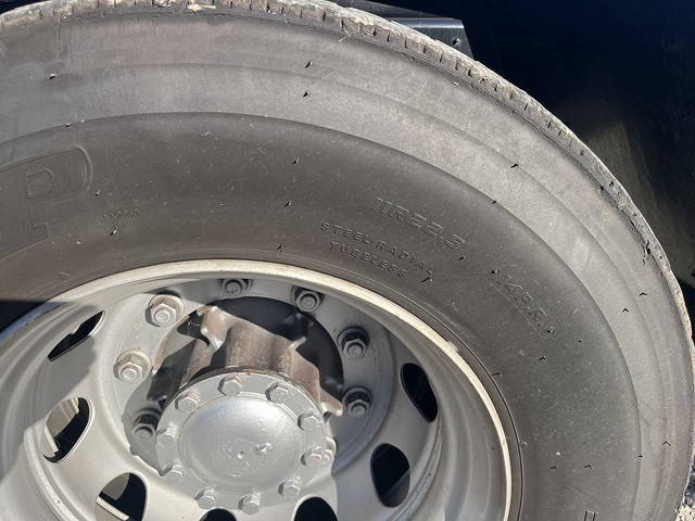 いすゞギガトレーラーヘッド（トラクターヘッド）大型（10t）[写真18]