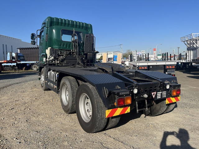 いすゞギガトレーラーヘッド（トラクターヘッド）大型（10t）[写真04]