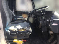 UDトラックスコンドルコンテナ専用車中型（4t）[写真21]