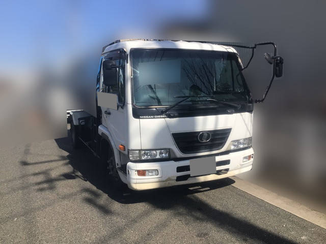 UDトラックスコンドルコンテナ専用車中型（4t）[写真03]