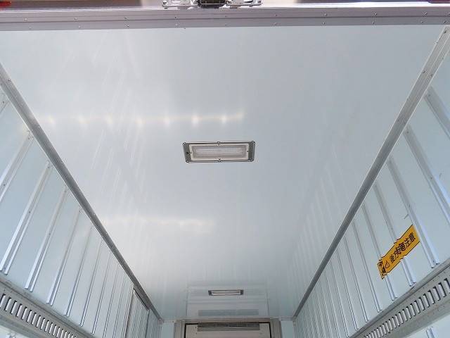 日野デュトロ冷凍車（冷蔵車）小型（2t・3t）[写真26]