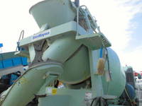 日野レンジャーミキサー車（コンクリートミキサー）増トン（6t・8t）[写真03]