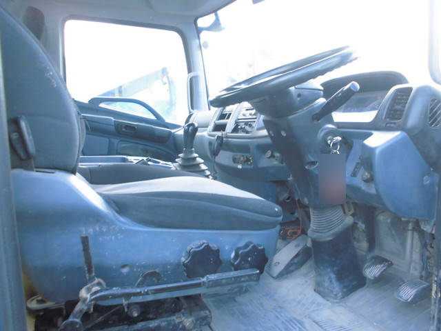 日野レンジャーミキサー車（コンクリートミキサー）増トン（6t・8t）[写真08]