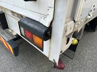 三菱ふそうファイターアルミウイング中型（4t）[写真15]