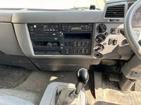 三菱ふそうファイターアルミウイング中型（4t）[写真23]