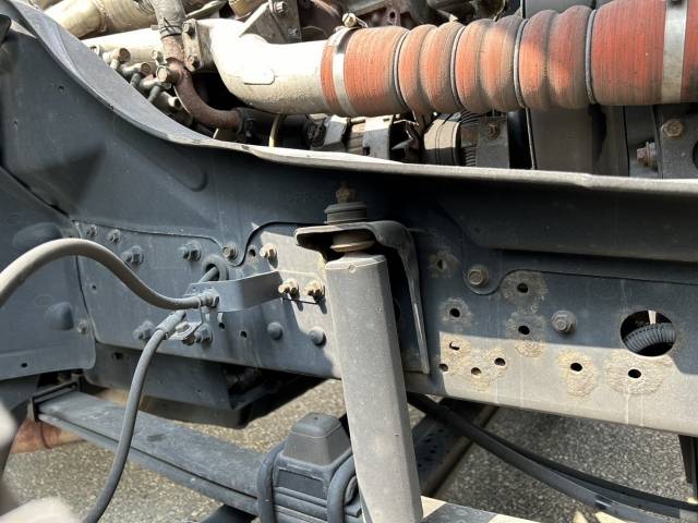 三菱ふそうファイターアルミウイング中型（4t）[写真36]