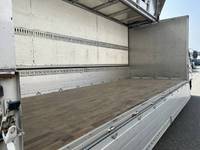 三菱ふそうファイターアルミウイング中型（4t）[写真09]