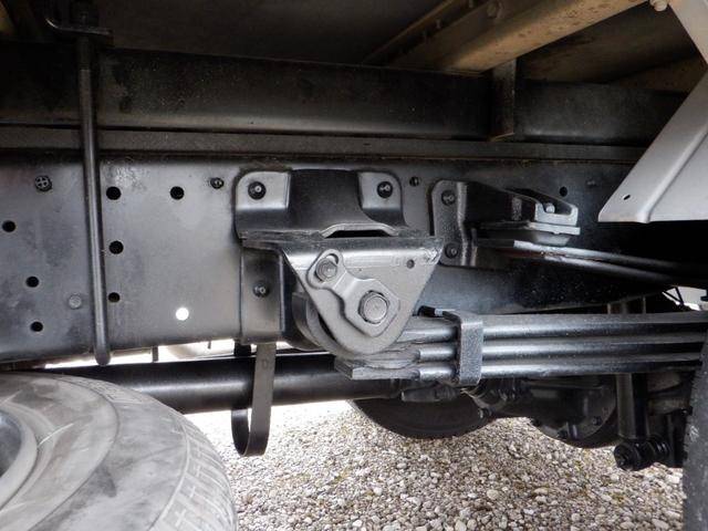 日野デュトロアルミバン小型（2t・3t）[写真16]