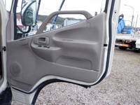 日野デュトロアルミバン小型（2t・3t）[写真32]