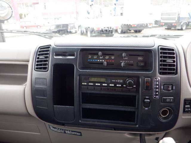 日野デュトロアルミバン小型（2t・3t）[写真38]