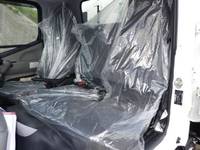 三菱ふそうキャンターパッカー車（塵芥車）小型（2t・3t）[写真24]