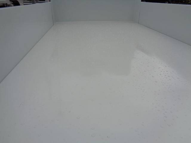 三菱ふそうキャンターダンプ小型（2t・3t）[写真12]