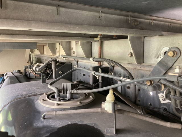 三菱ふそうキャンターアルミバン小型（2t・3t）[写真17]