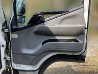 三菱ふそうキャンターアルミバン小型（2t・3t）[写真21]