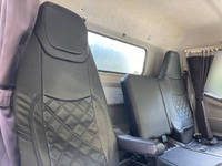 三菱ふそうキャンターアルミバン小型（2t・3t）[写真23]