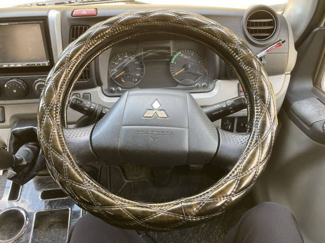 三菱ふそうキャンターアルミバン小型（2t・3t）[写真25]