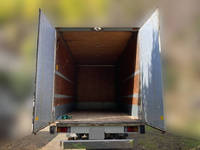 三菱ふそうキャンターアルミバン小型（2t・3t）[写真08]