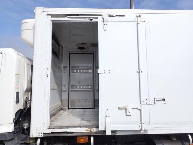 日野レンジャー冷凍車（冷蔵車）中型（4t）[写真19]