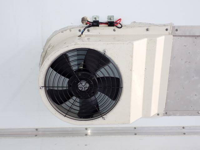 日野レンジャー冷凍車（冷蔵車）中型（4t）[写真23]