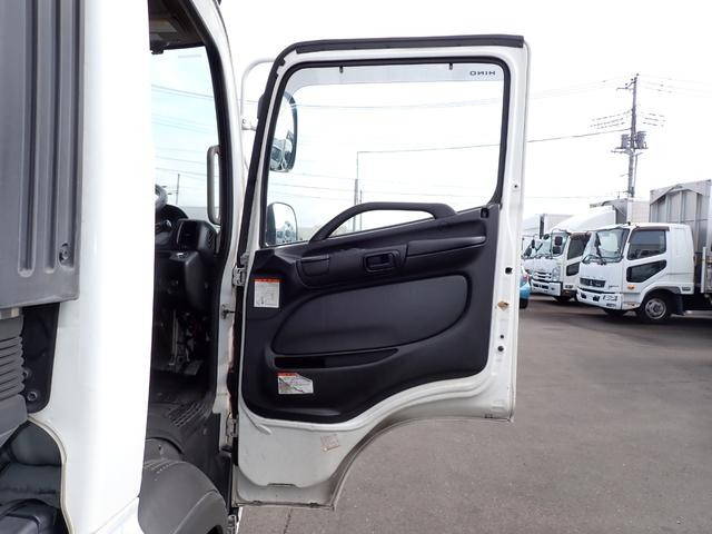 日野レンジャー冷凍車（冷蔵車）中型（4t）[写真32]