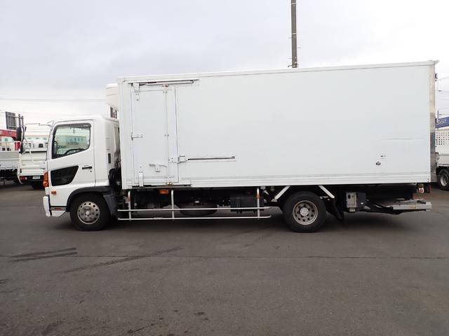 日野レンジャー冷凍車（冷蔵車）中型（4t）[写真08]