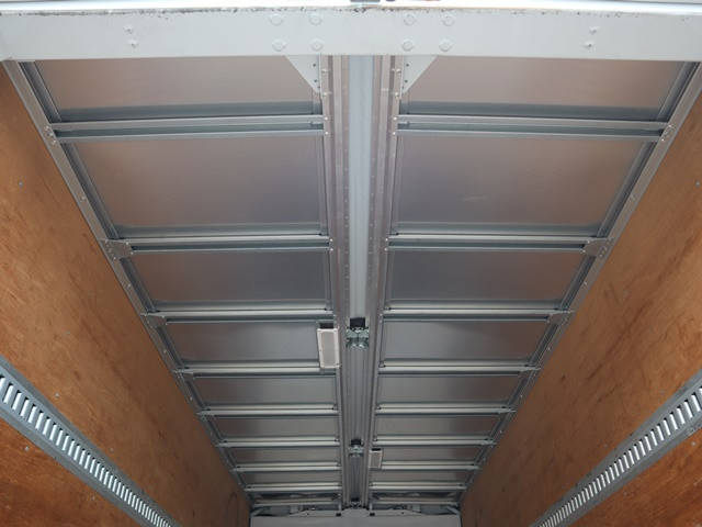 三菱ふそうキャンターアルミウイング小型（2t・3t）[写真15]