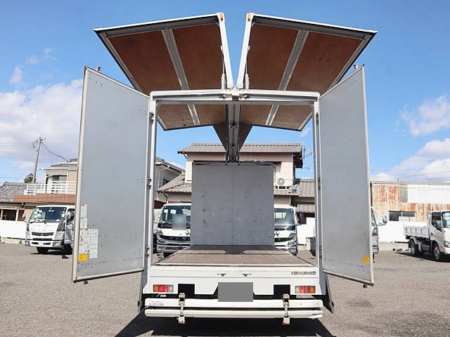 三菱ふそうキャンターアルミウイング小型（2t・3t）[写真16]