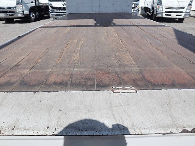 三菱ふそうキャンターアルミウイング小型（2t・3t）[写真17]