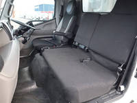 三菱ふそうキャンターアルミウイング小型（2t・3t）[写真28]